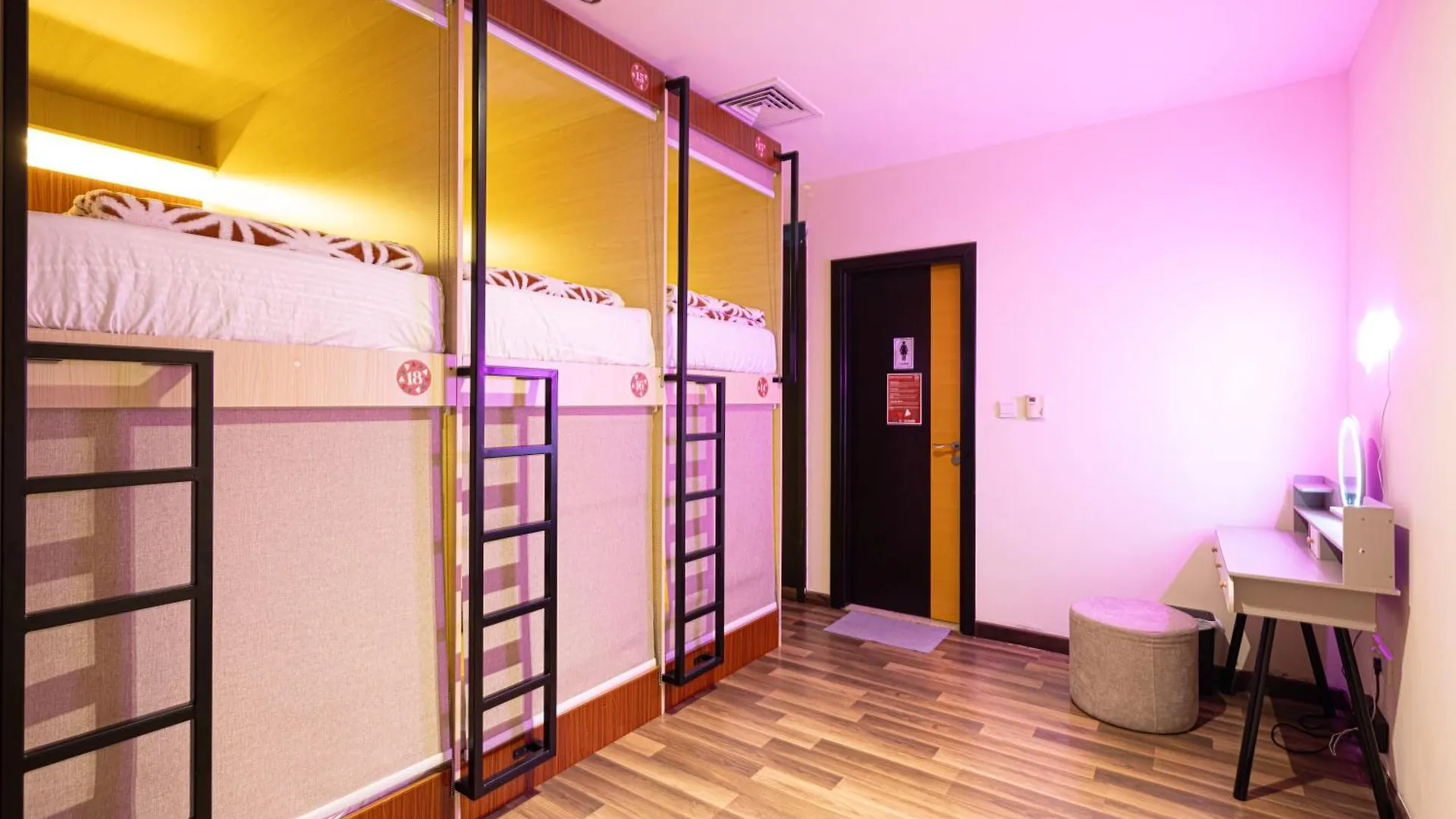 Capsule Villa Duplex Cosy Hills - Jbr Beach - Дубай 0*,  ОАЭ