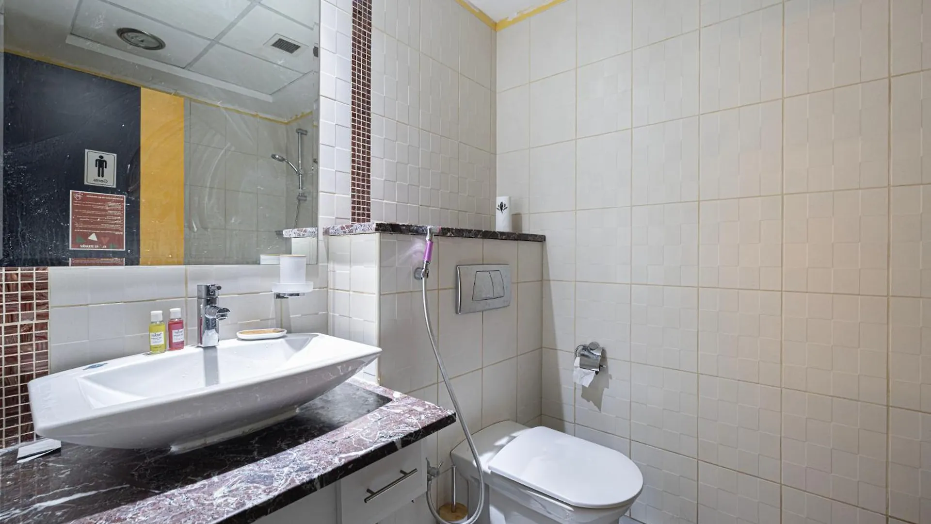 Хостел Capsule Villa Duplex Cosy Hills - Jbr Beach - Дубай