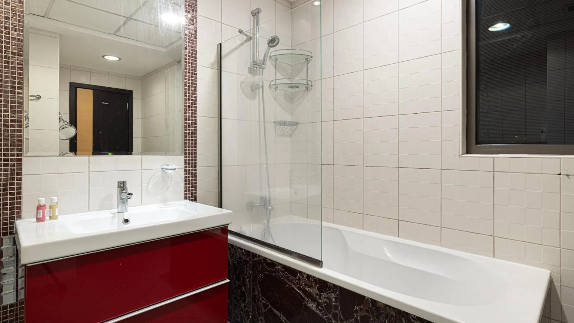 Capsule Villa Duplex Cosy Hills - Jbr Beach - Дубай Хостел