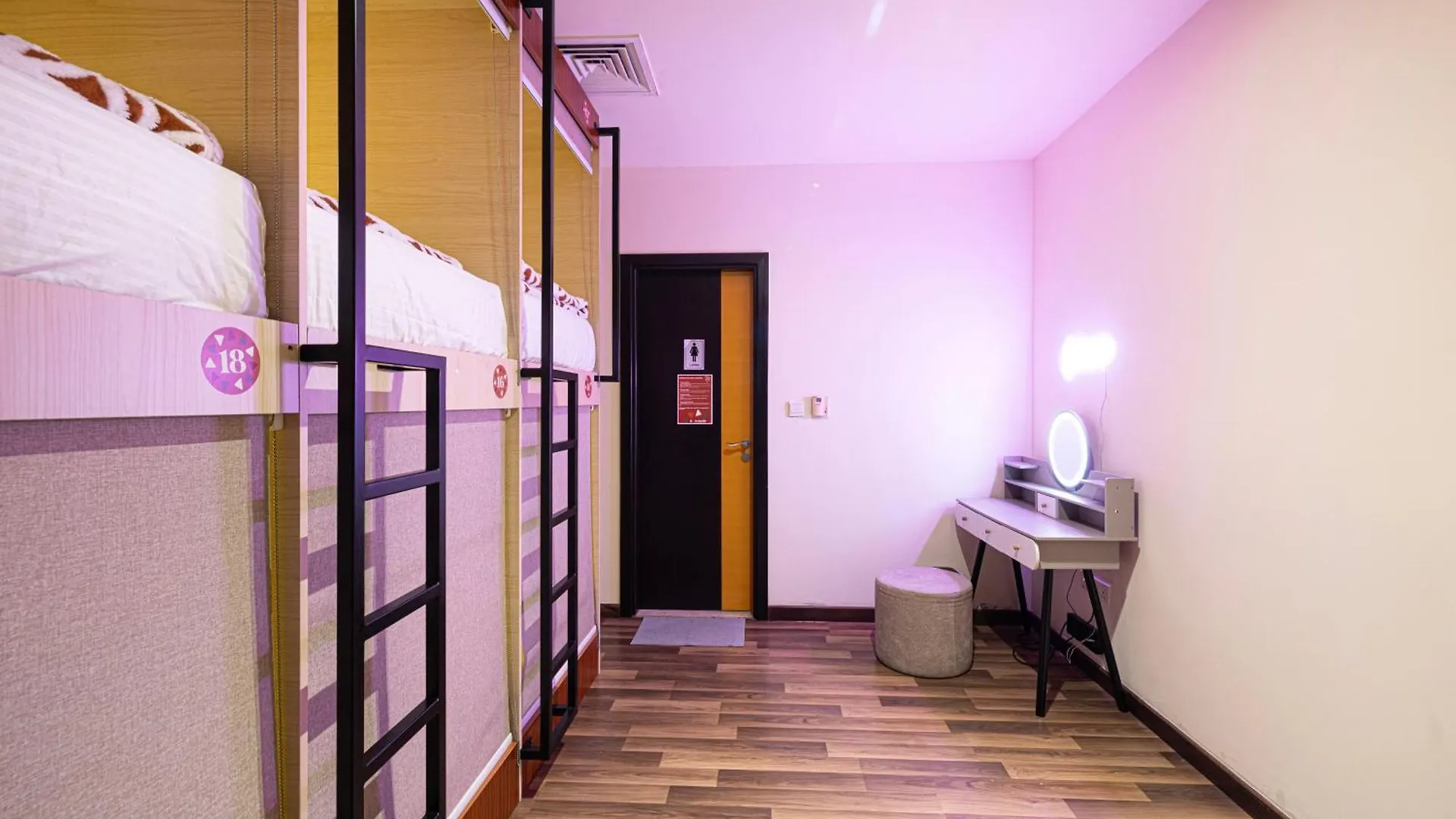 Hostel Capsule Villa Duplex Cosy Hills - Jbr Beach - Dubaj Spojené arabské emiráty